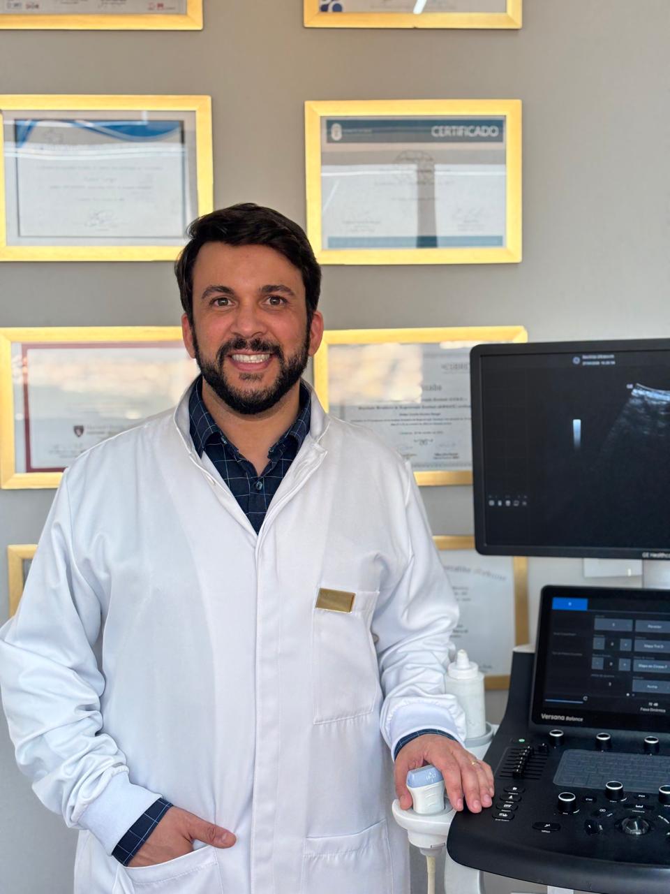 Dr. Kleber Rangel — Ortopedista em Divinópolis