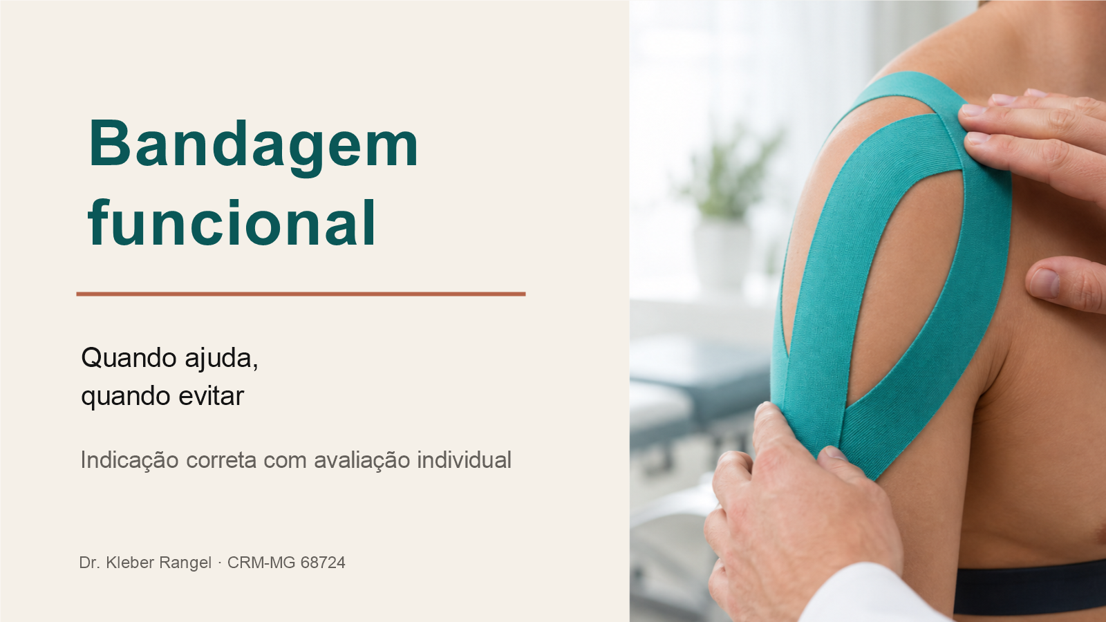 Bandagem funcional aplicada no ombro em ambiente clínico